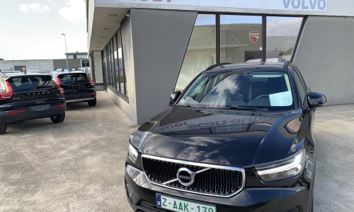 Volvo XC40 1,5T2 Momentum Core + Gps + DAB + + + +